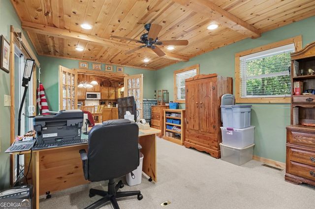 77 Violet Lane, Clayton, GA 30525