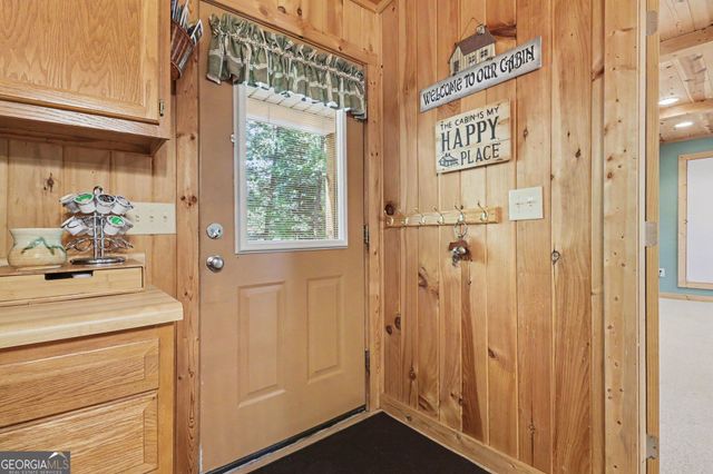 77 Violet Lane, Clayton, GA 30525