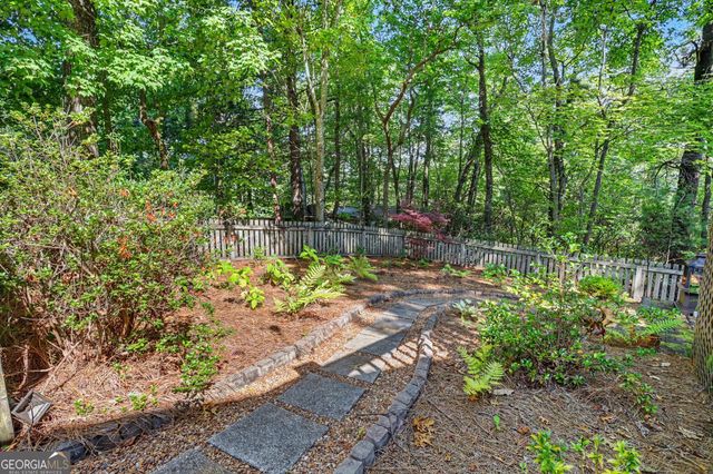 77 Violet Lane, Clayton, GA 30525
