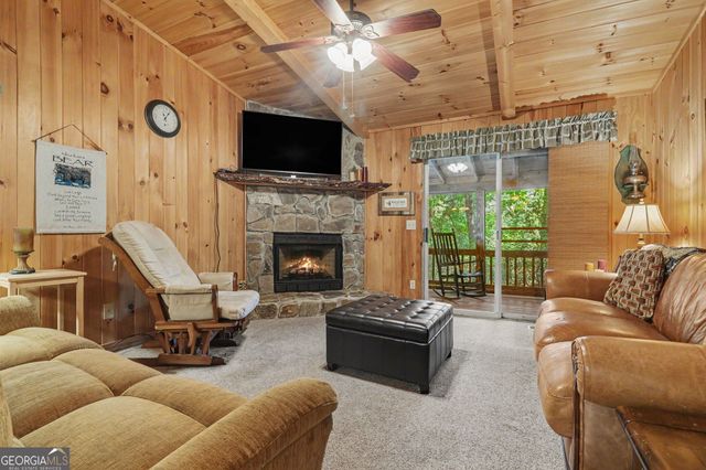 77 Violet Lane, Clayton, GA 30525