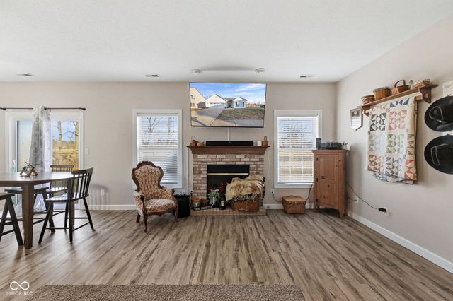 6460 Dusty Laurel Drive, Whitestown, IN 46075