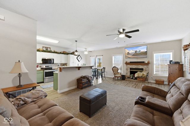 6460 Dusty Laurel Drive, Whitestown, IN 46075