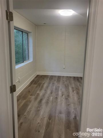 4731 Highlake Drive, Charlotte, NC 28215