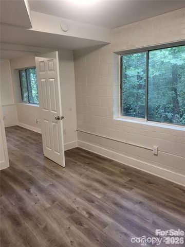 4731 Highlake Drive, Charlotte, NC 28215