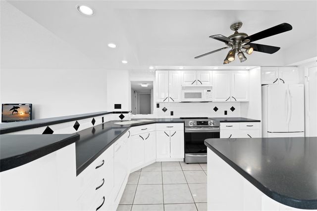 3850 Galt Ocean Drive 407, Fort Lauderdale, FL 33308