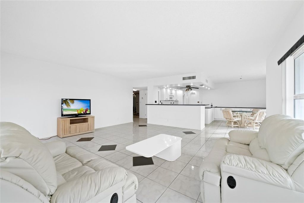 3850 Galt Ocean Drive 407, Fort Lauderdale, FL 33308