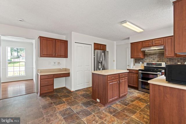 19 PURITAN PL, Stafford, VA 22554