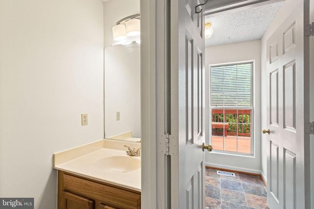 19 PURITAN PL, Stafford, VA 22554