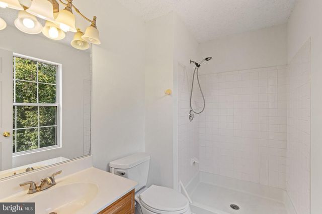 19 PURITAN PL, Stafford, VA 22554