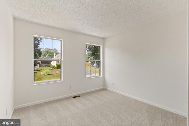 19 PURITAN PL, Stafford, VA 22554