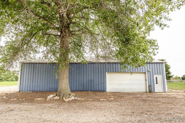 7045 Brickyard Road, Mascoutah, IL 62258