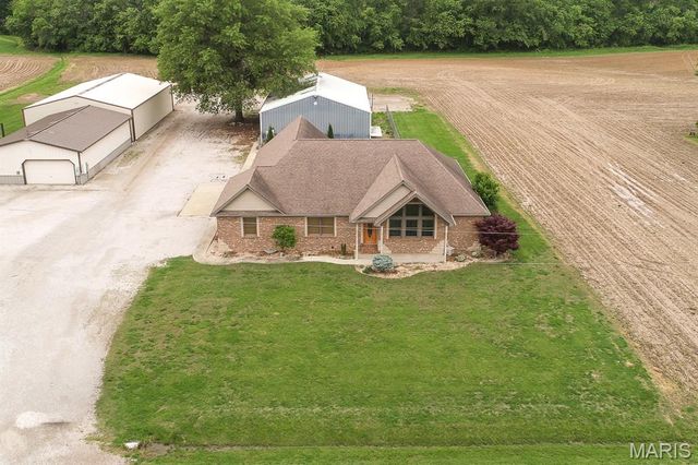 7045 Brickyard Road, Mascoutah, IL 62258