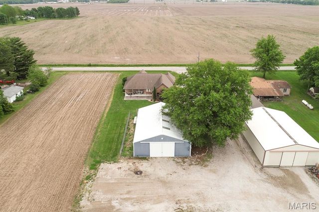 7045 Brickyard Road, Mascoutah, IL 62258