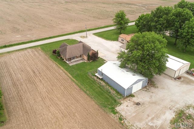 7045 Brickyard Road, Mascoutah, IL 62258