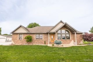 7045 Brickyard Road, Mascoutah, IL 62258