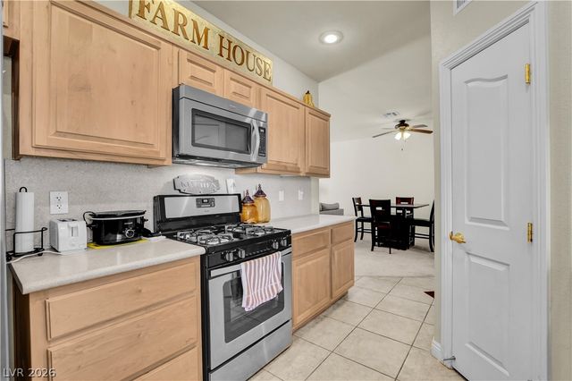 1106 Luna Eclipse Lane 2, Henderson, NV 89002