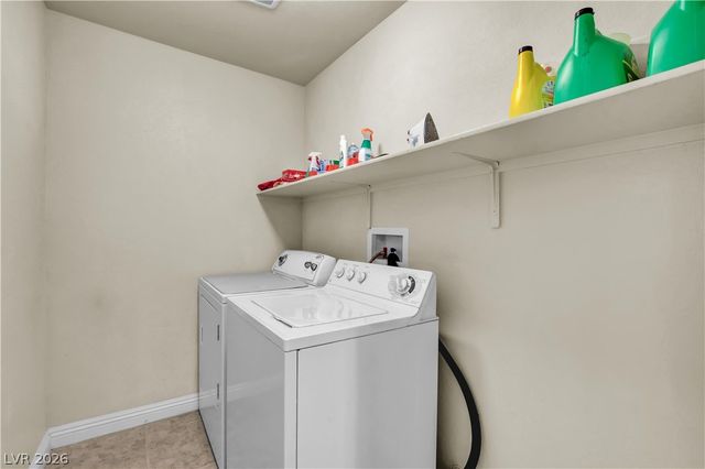 1106 Luna Eclipse Lane 2, Henderson, NV 89002