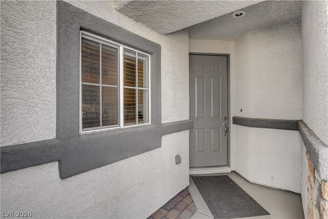 1106 Luna Eclipse Lane 2, Henderson, NV 89002