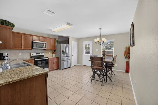 2710 Old Farm Drive, Seagoville, TX 75159