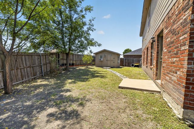 2710 Old Farm Drive, Seagoville, TX 75159