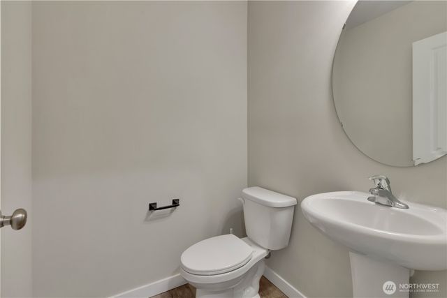 7813 E 208th Avenue, Bonney Lake, WA 98391