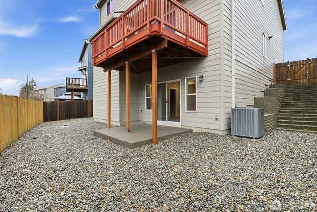 7813 E 208th Avenue, Bonney Lake, WA 98391