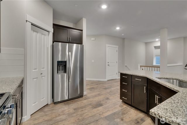 7813 E 208th Avenue, Bonney Lake, WA 98391