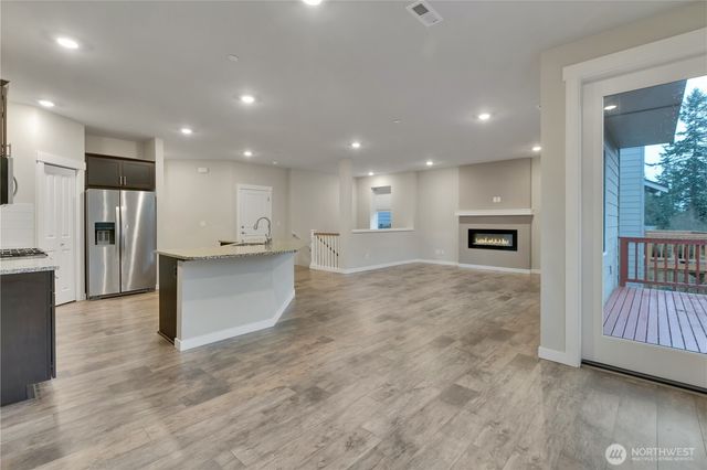 7813 E 208th Avenue, Bonney Lake, WA 98391