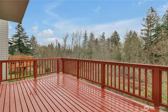 7813 E 208th Avenue, Bonney Lake, WA 98391