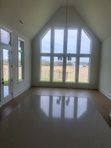 7520 Sutcliff Drive, College Grove, TN 37046