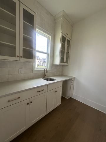 7520 Sutcliff Drive, College Grove, TN 37046