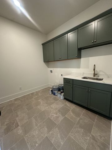 7520 Sutcliff Drive, College Grove, TN 37046