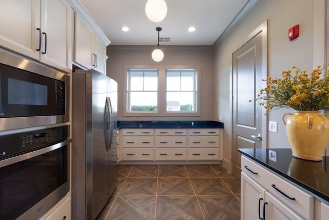 7520 Sutcliff Drive, College Grove, TN 37046