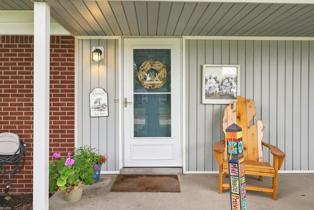 36724 Nantucket Court, Clinton Twp, MI 48035