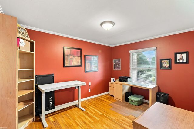 36724 Nantucket Court, Clinton Twp, MI 48035