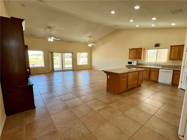 1909 E Lipan Boulevard, Fort Mohave, AZ 86426