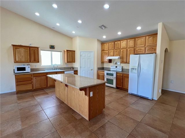 1909 E Lipan Boulevard, Fort Mohave, AZ 86426