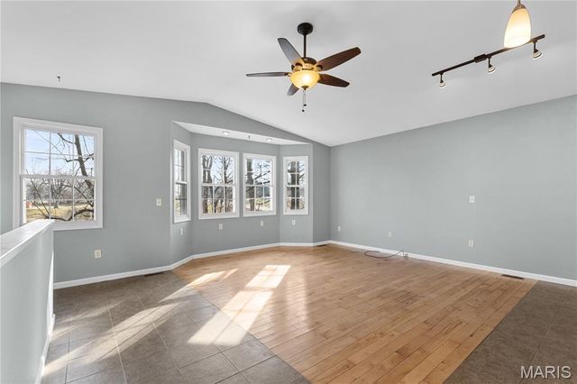 600 E Center Street, Troy, IL 62294