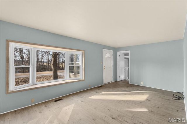 600 E Center Street, Troy, IL 62294