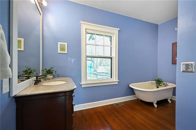 3341 Campbell Street, Kansas City, MO 64109