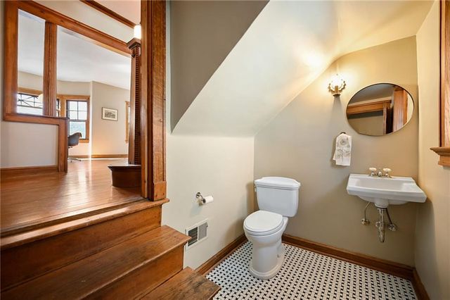 3341 Campbell Street, Kansas City, MO 64109