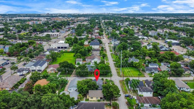 4409 Brady Street, Houston, TX 77011