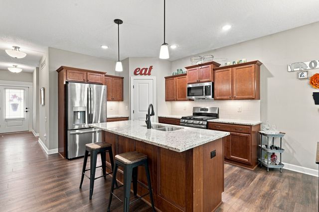 413 NE Brookridge Circle, Waukee, IA 50263