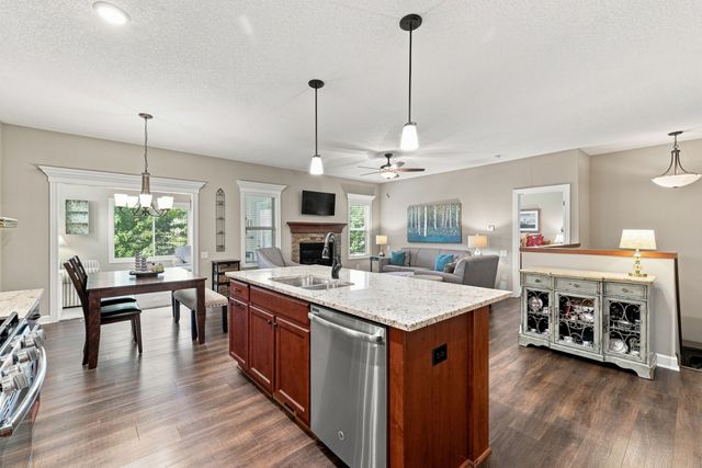413 NE Brookridge Circle, Waukee, IA 50263