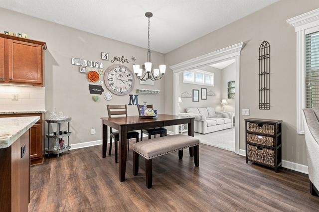 413 NE Brookridge Circle, Waukee, IA 50263