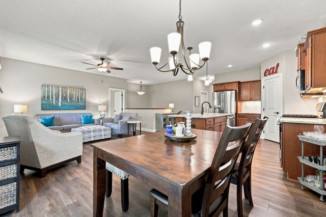 413 NE Brookridge Circle, Waukee, IA 50263