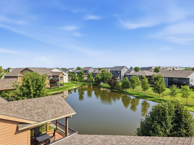 413 NE Brookridge Circle, Waukee, IA 50263
