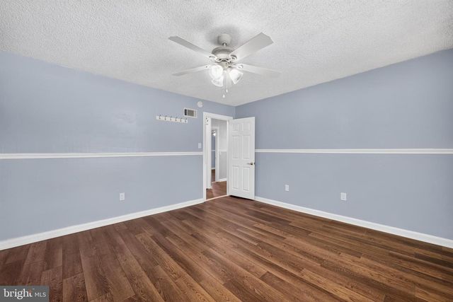 11 WILLIAMS LN, Yardley, PA 19067