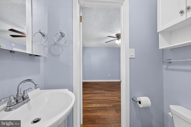 11 WILLIAMS LN, Yardley, PA 19067