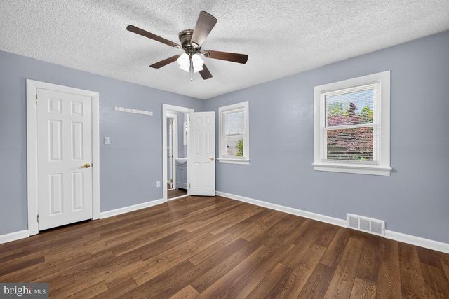 11 WILLIAMS LN, Yardley, PA 19067